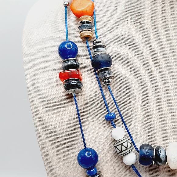 Chico’s Three Strand Beaded Necklace NWOT Blue Red White Multi Color Statement - Picture 5 of 12